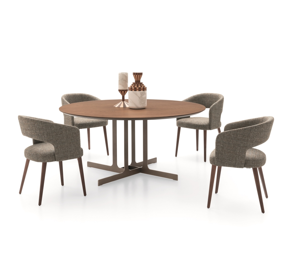 Nell dining table collection